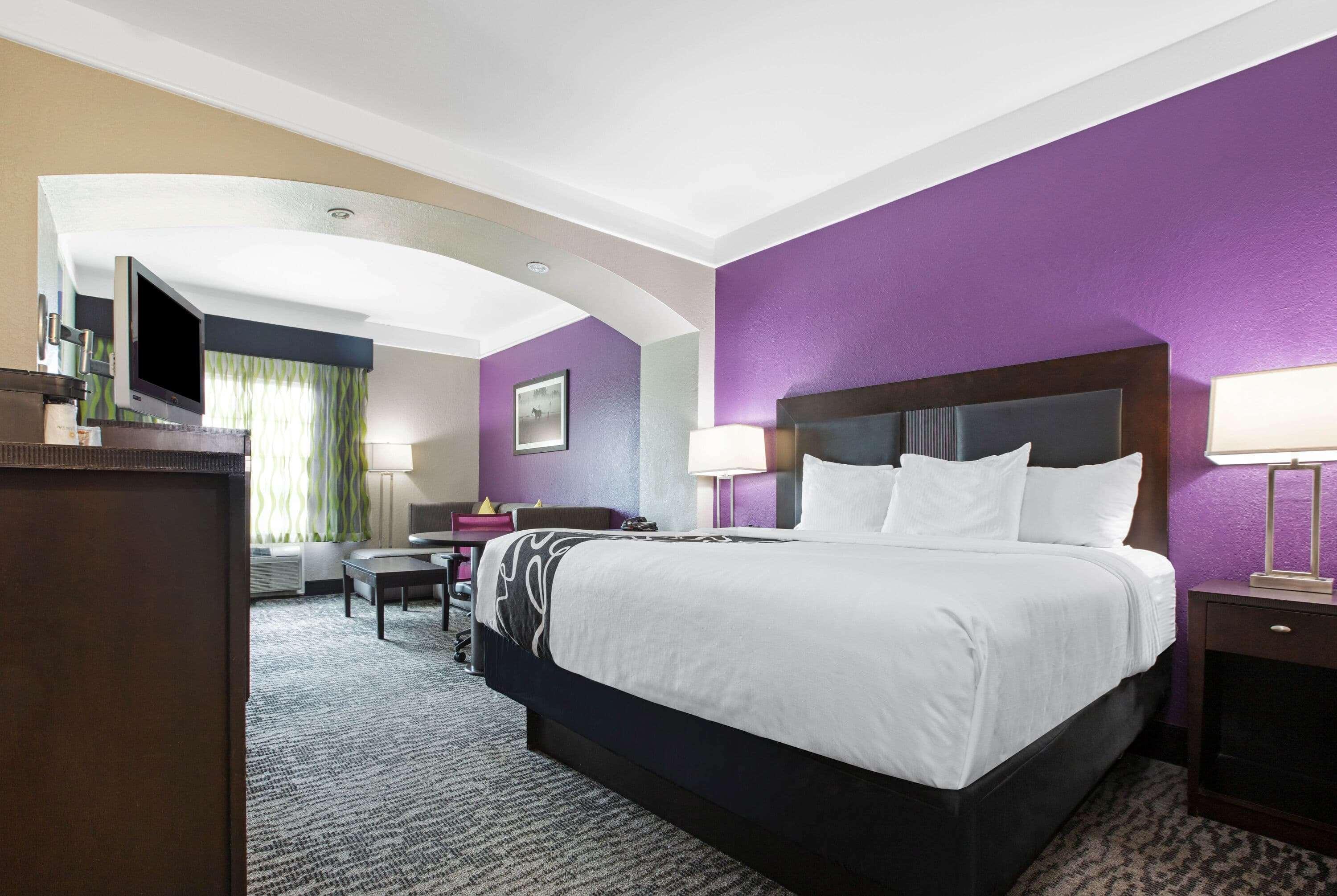 La Quinta By Wyndham Pearland Hotel Exterior photo